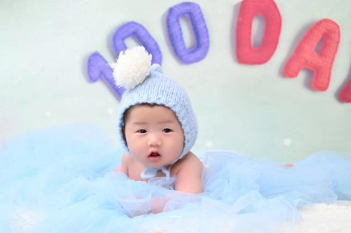 马鞍山宝宝多久会笑